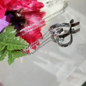 🆕️ STAINLESS STEEL OPEN HEART NECKLACE